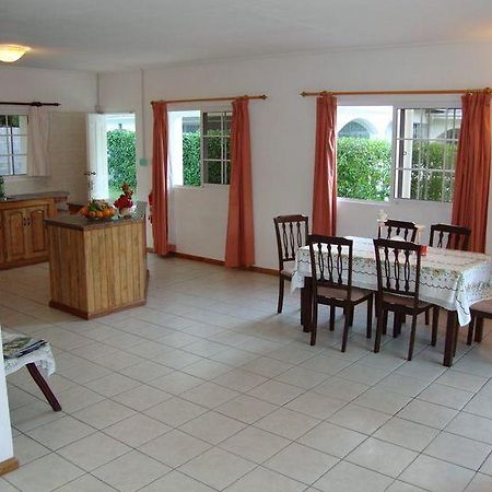 Rowsvilla Guest House Beau Vallon  Εξωτερικό φωτογραφία